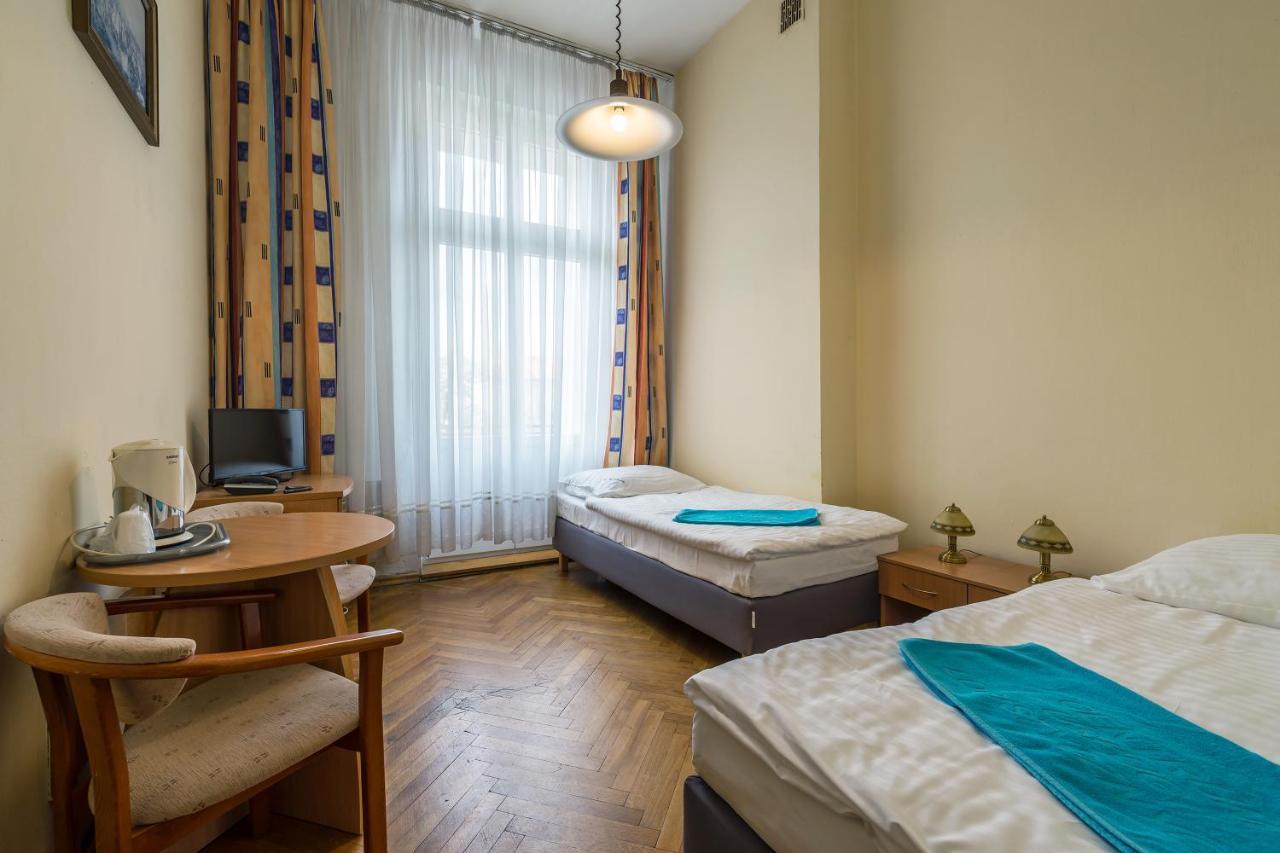 Savoy Wroclaw Hostel Exterior photo