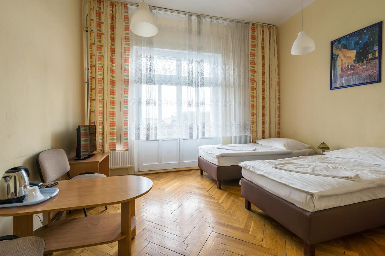 Savoy Wroclaw Hostel Exterior photo